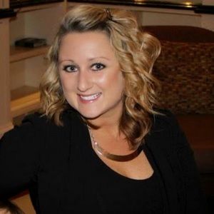 Meet your Posher, Crystalynn